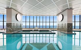 Luxe Oceanfront 1-Bed High Rise With Pool & Gym